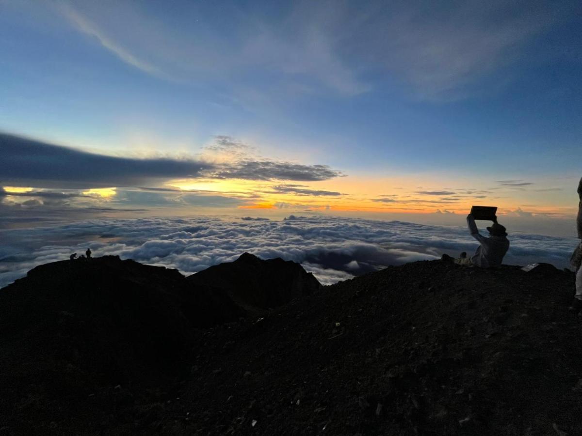 Rinjani Trekking Official Hotel Senaru Exterior foto